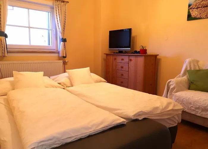 Ferienwohnung Schloegelhofer