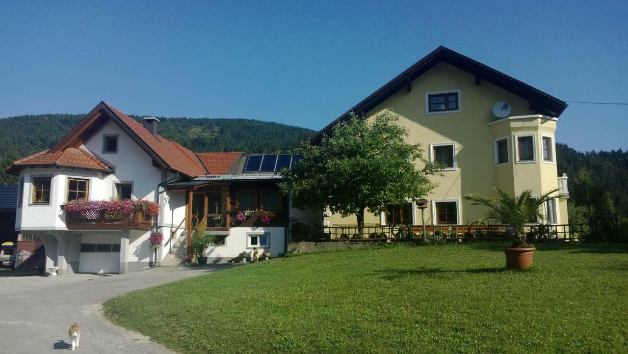 Schloegelhofer Apartment *